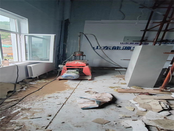 水富地基基础下沉墙体裂缝加固注浆顶升施工